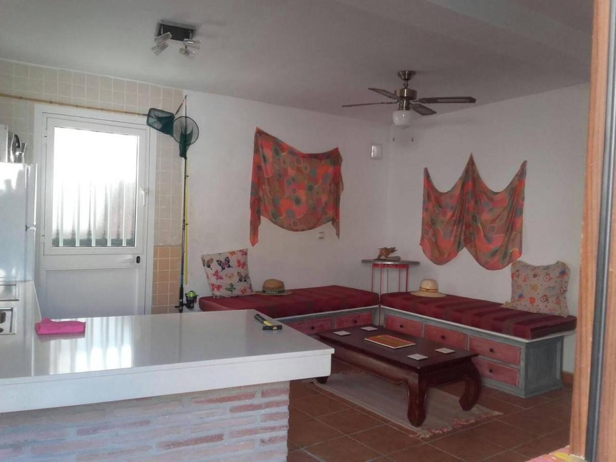 Almayate Hippie Shack Екстер'єр фото